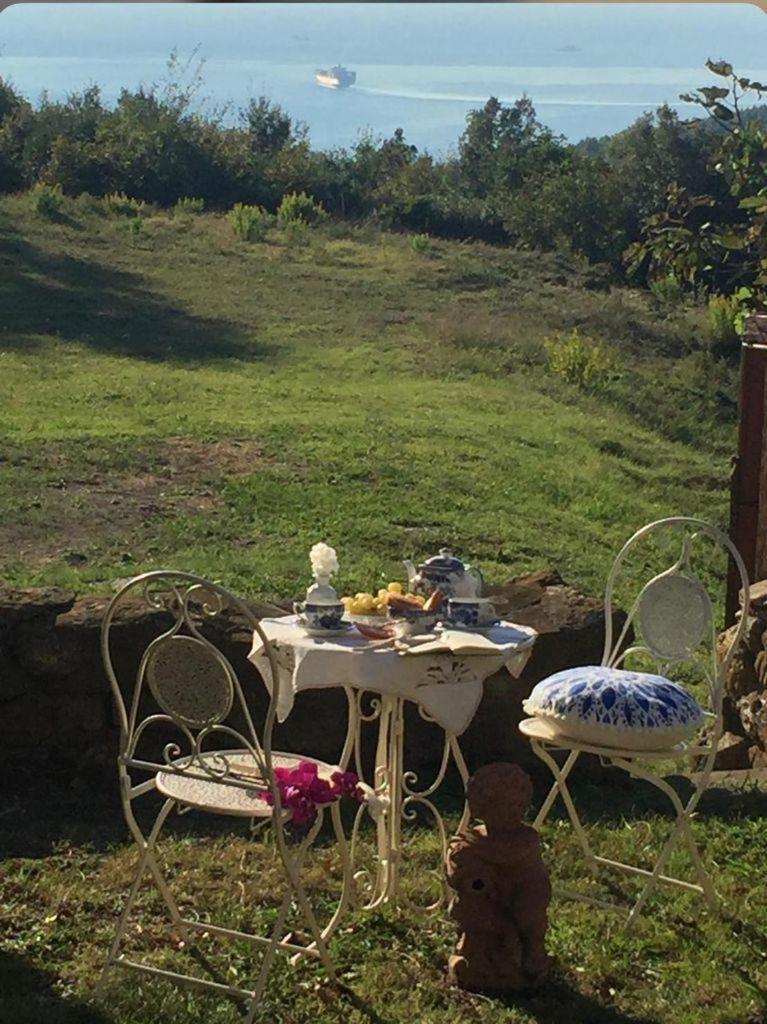 Antico Casale Il Fiorentino Montenero  Exterior foto